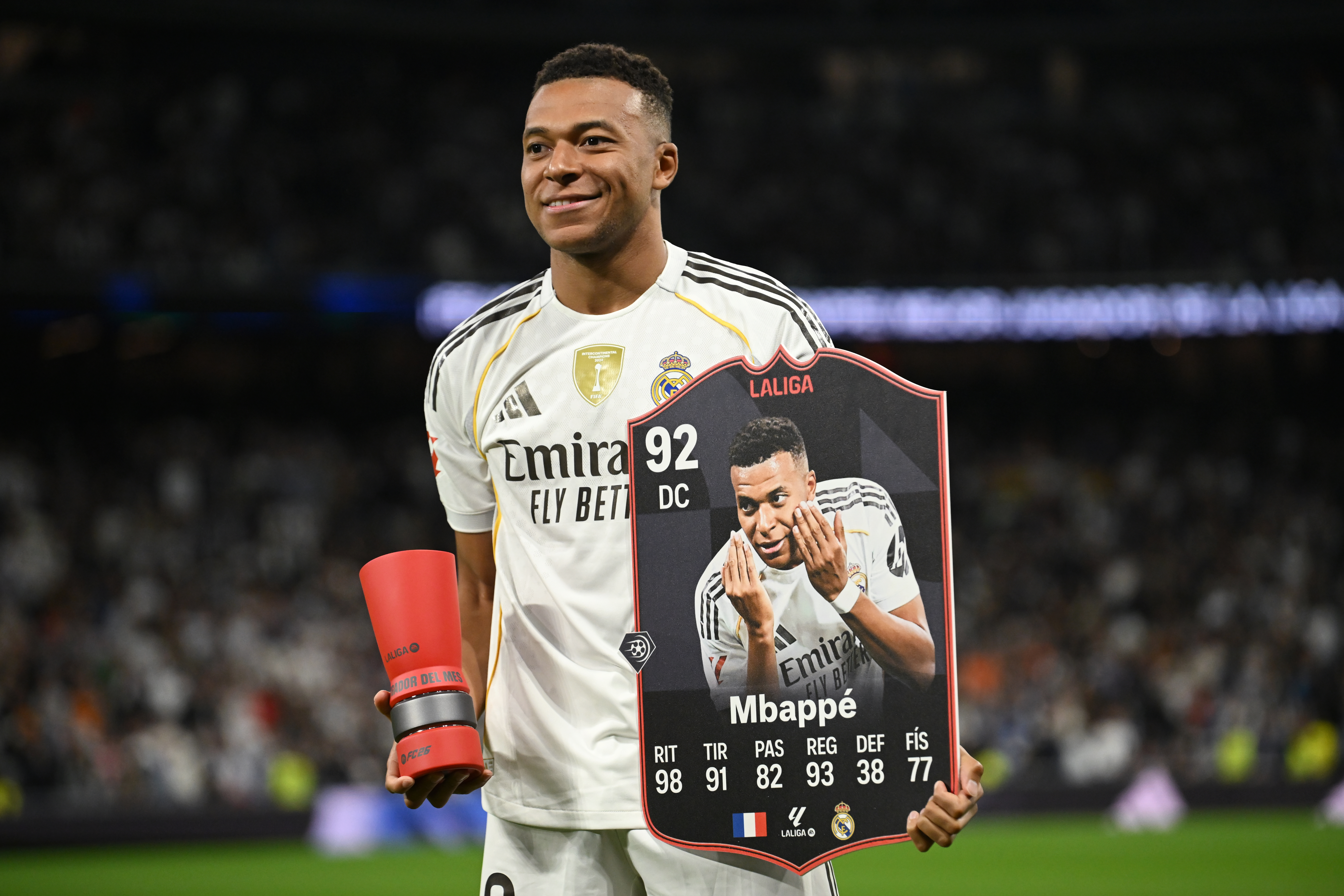 Mbappé proyecta 76 goles: superaría el récord de Messi y Ronaldo