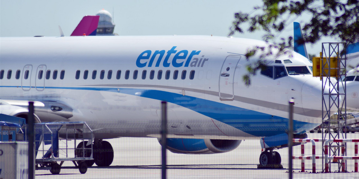 Samolot linii Enter Air lecący z Egiptu do Katowic lądował awaryjnie w Atenach.