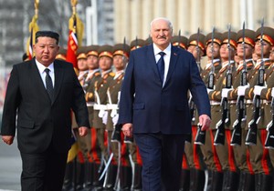 Kim Džong Un i Aleksandar Lukašenko