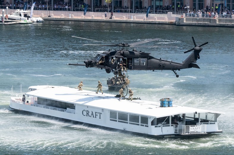 Śmigłowice MH-60M z 160 SOAR w trakcie ćwiczeń.