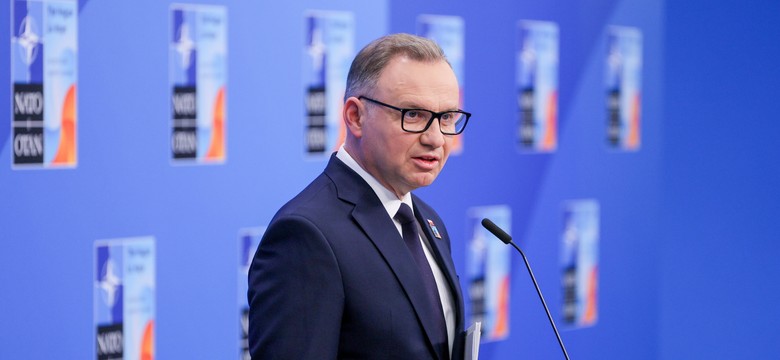 "Troszkę bulwersujące". Duda chce rozmowy z Sikorskim w sprawie ambasadorów