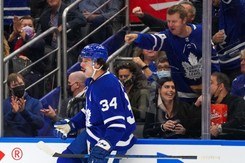 NHL. Maple Leafs potwierdzili świetną dyspozycję na wyjazdach