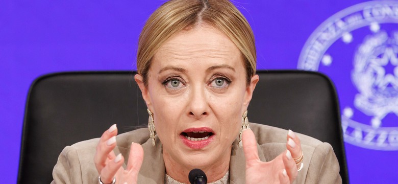 Giorgia Meloni w ogniu krytyki. "Musi wyjaśnić, po której stronie są Włochy"