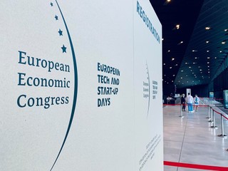 Timmermans na EKG 2020: Europa ma prawo do ochrony