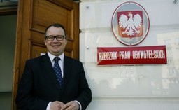 Bodnar: Wbrew wszelkim pozorom konstytucja w Polsce obowiązuje