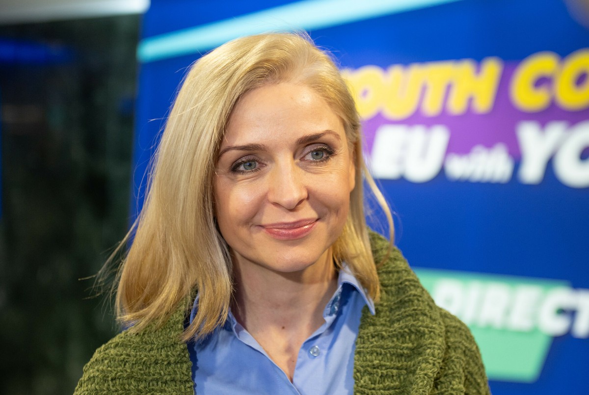 Wiceministra edukacji Joanna Mucha grilluje PO