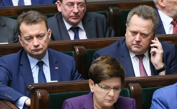 "Dlaczego to robicie, dlaczego uderzacie w bezpieczeństwo polskich obywateli?" - powiedziała premier zwracając się do polityków PO