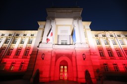 Rzeczniczka rządu: Nagród nie ma i nie będzie, a parlamentarzyści zarobią mniej