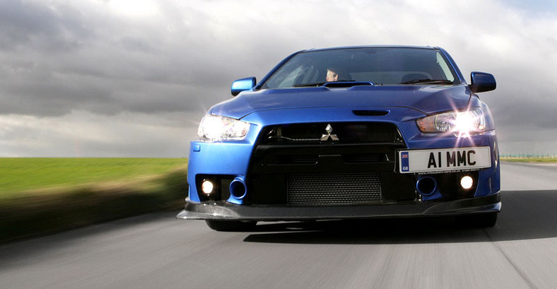 Mitsubishi Lancer Evo X FQ-400: fotogaleria