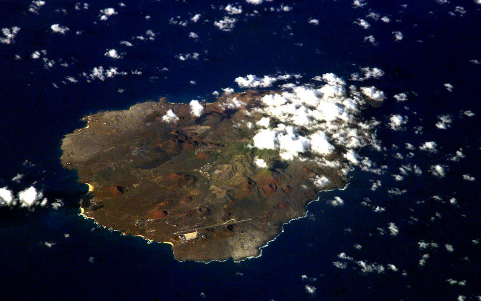 Zdjęcie z Międzynarodowej Stacji Kosmicznej - wyspa Wniebowstąpienia
