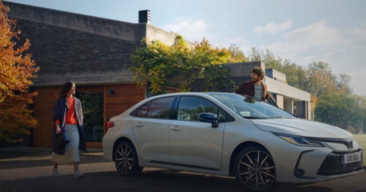 Toyota Corolla Sedan – elegancki samochód z nowoczesnym wyposażeniem