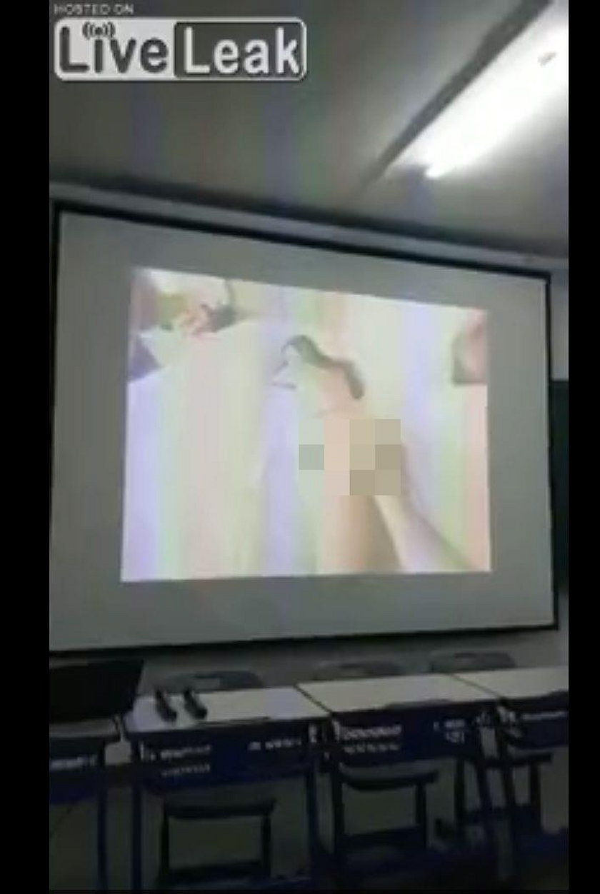 Chiny: Wpadka nauczyciela. Wyświetlił uczniom porno