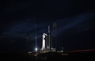 Wielki sukces SpaceX. Kapsuła Dragon dotarła na stację kosmiczną