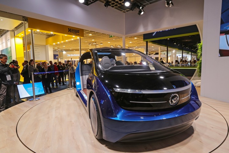 Yanfeng Automotive - Interior