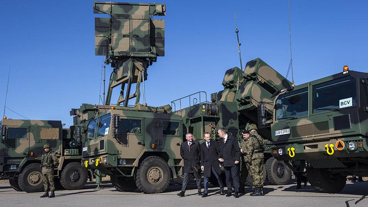 Modernizacja polskich sił zbrojnych ma umocnić pozycję Polski w NATO, a prośba o brygady NATO świadczy o obawach przed rosyjską agresją - pisze niemiecki dziennik "Die Welt".