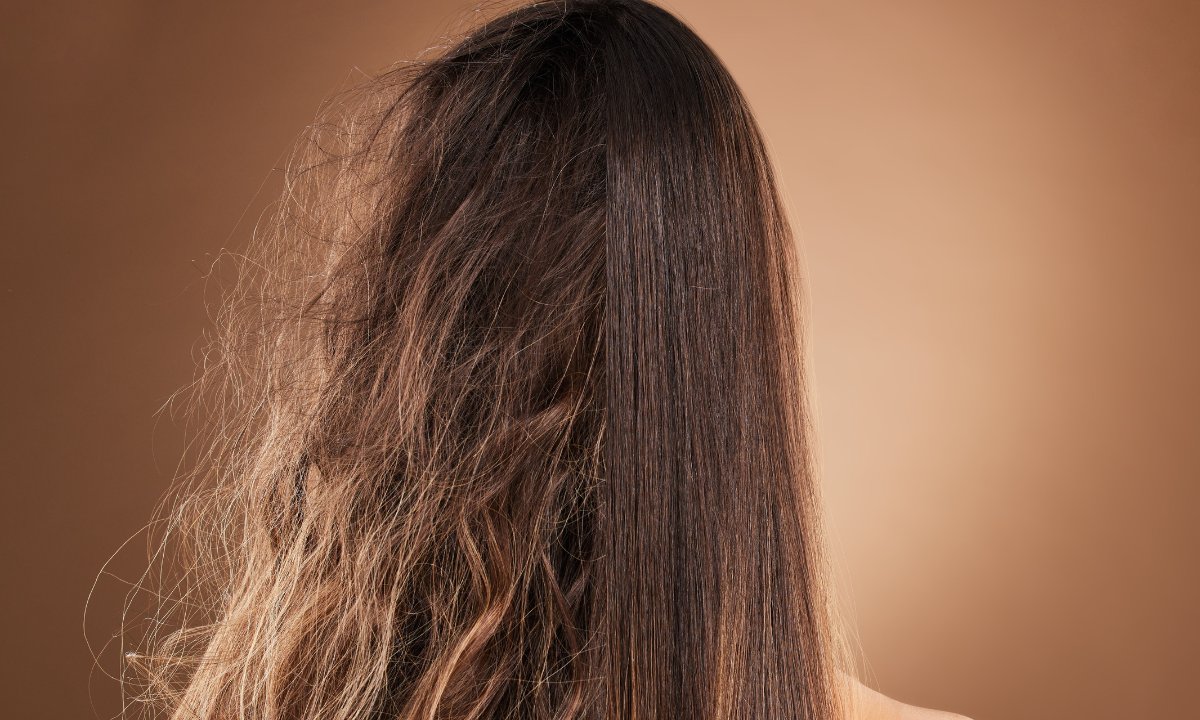 Po tej odżywce choćby suche jak siano włosy mają efekt tafli! Ekspresowe nawilżenie i odnowa