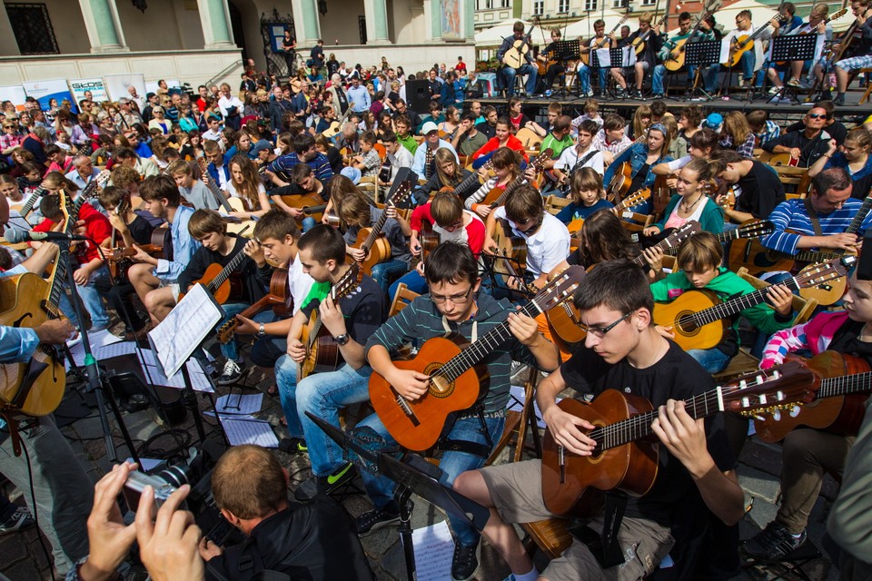 POZNAŃ HAPPENING GITAROWY