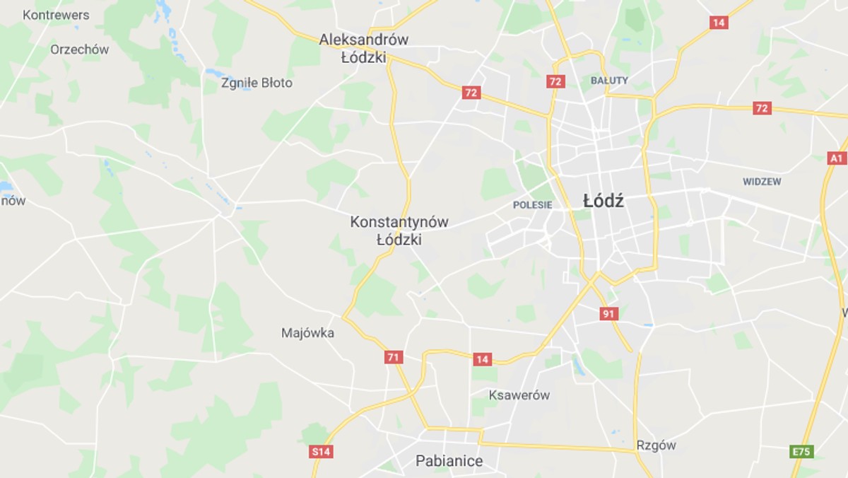 Zakończyły się utrudnienia na drodze krajowej nr 71 po zderzeniu trzech samochodów osobowych - poinformował w niedzielę dyżurny Punktu Informacji Drogowej GDDKiA. W wypadku ranne zostały trzy osoby.