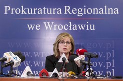 Wrocławska prokuratura postawiła pięciu osobom zarzuty za warszawską reprywatyzację