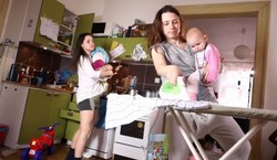 Gangsta matki rapują po czesku: Mleko zalewa mi mózg! Oto HIT czeskiego internetu