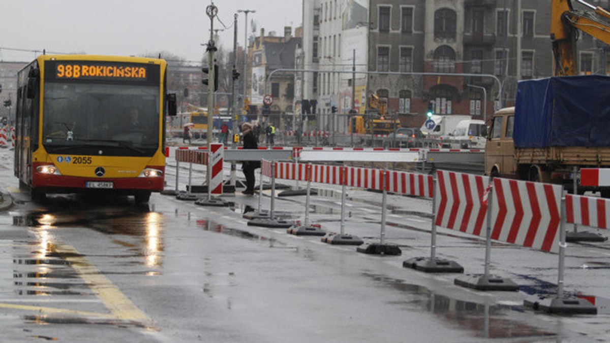 Od poniedziałku, 14 lipca obowiązują nowe rozkłady jazdy łódzkiego MPK. Zmiany związane są z przebudową kolejnego odcinka trasy W-Z.