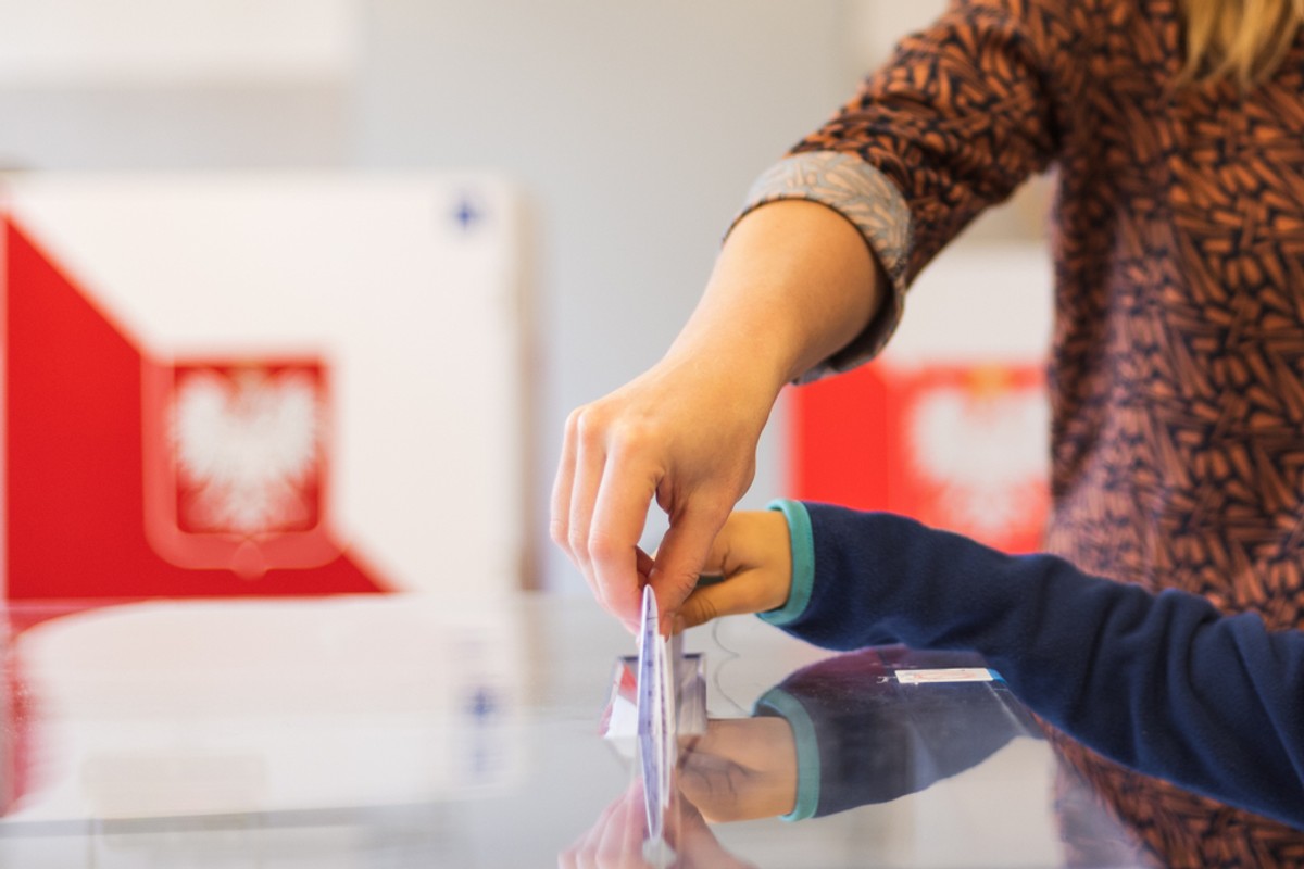 Tam już trwa głosowanie w polskich wyborach. W spisach tysiące ludzi