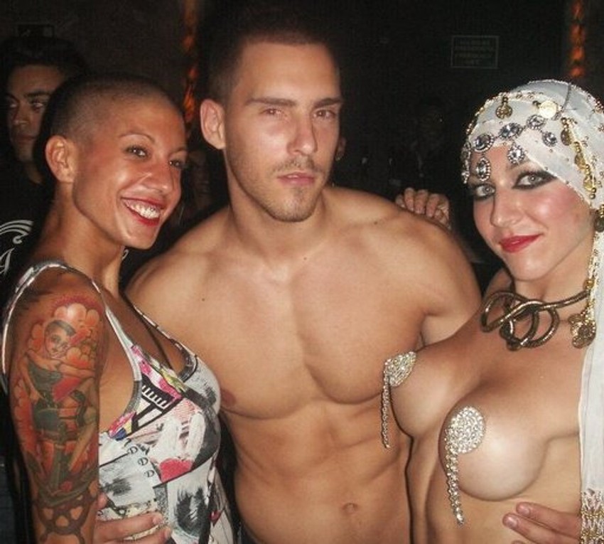 Starletan i u inostranstvu