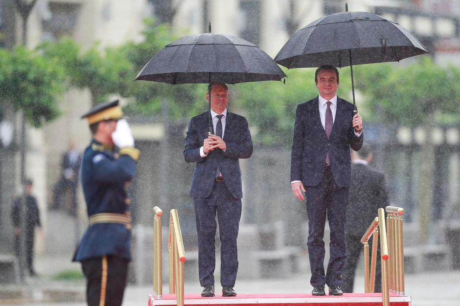 Olaf Šolc i Aljbin Kurti u Prištini