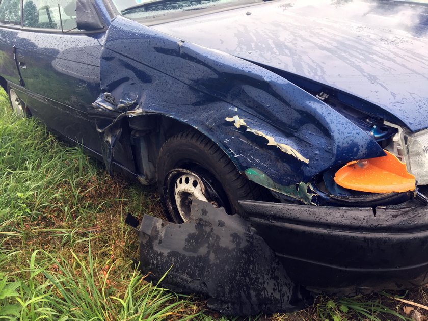 Tak wygląda auto po wypadku z Kurskim