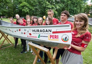 Kajakiem z betonu na regaty. Zobacz jak pływa [ZDJĘCIA]