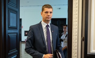 Najwyższa subwencja oświatowa w historii? Sprawdzamy, czy minister Piontkowski ma rację