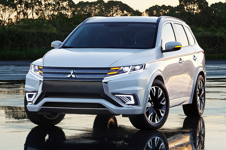 Mistubishi Outlander PHEV Concept