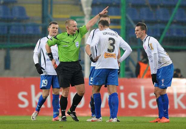 T-Mobile Ekstraklasa: Górnik ograł w Wisłę. Milik wyleciał z boiska