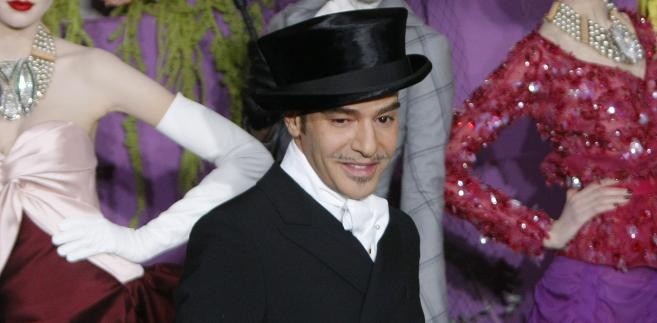 8 września zapadnie wyrok w sprawie słynnego projektanta mody Johna Galliano, oskarżonego o antysemickie wypowiedzi i agresywne zachowanie wobec trzech osób.