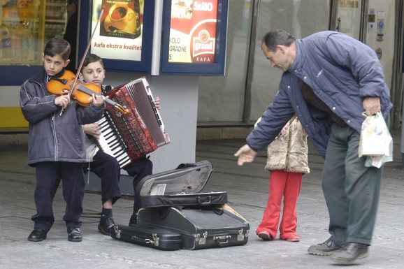 SVIRALI SU U KNEZ MIHAILOVOJ ZA DŽEPARAC, A ONDA SU OSVOJILI 100.000 EVRA Pilerovi danas žive ŽIVOT IZ SNOVA: Samo za plac u Beču iskeširali BOGATSTVO, a evo kako danas izgledaju