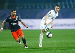 Kapitalny gol Arkadiusza Milika. Czterech obrońców nie dało rady go zatrzymać!