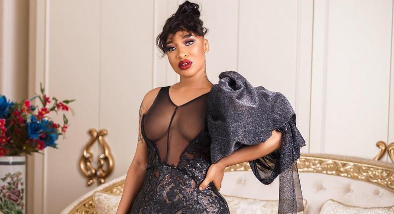 Tonto Dikeh wants IK Ogbonna to back off her personal life else he would endure her wrath [Instagram/TontoDikeh]