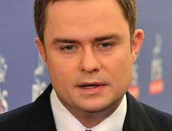 Poseł Hofman i znikający mercedes. Dziennik.pl pyta o oświadczenie majątkowe rzecznika PiS