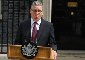 Kir Starmer objavio je danas da podnosi ostavku na funkciju premijera Velike Britanije i lidera Laburističke stranke