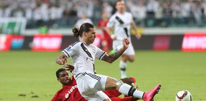 Legia odpaliła na dobre! Strzelanina przy Łazienkowskiej