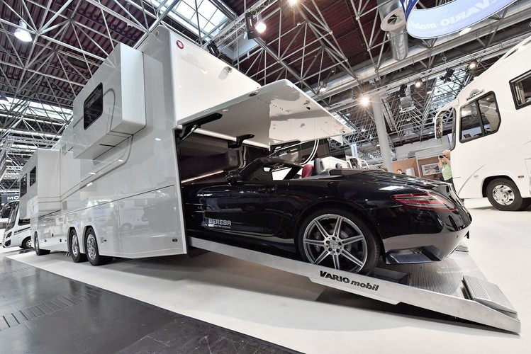 Variomobil 'Signature 1200' luxury camper