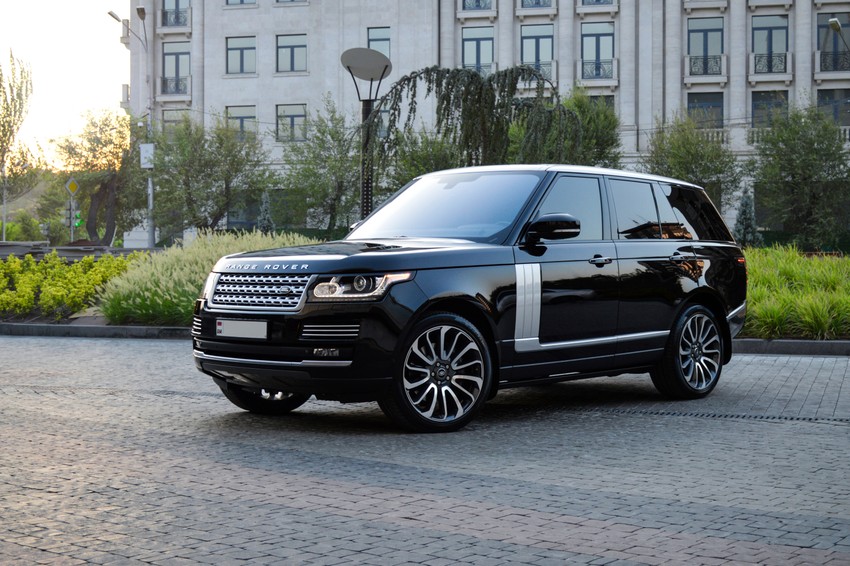 "Autobiografi" je toliko skup da ga ne voze političari gotovo nigde u svetu