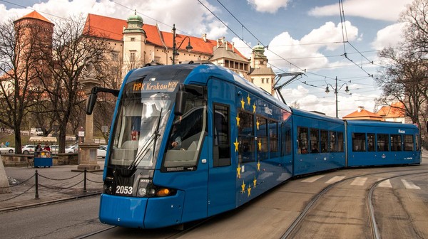 Wiecej kasy na krakowskie tramwaje