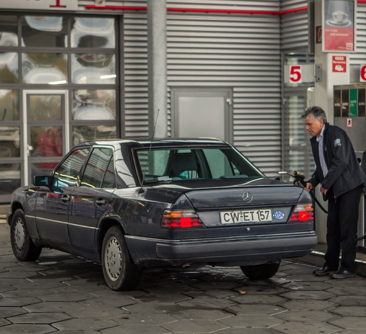 Mercedes 200D W124