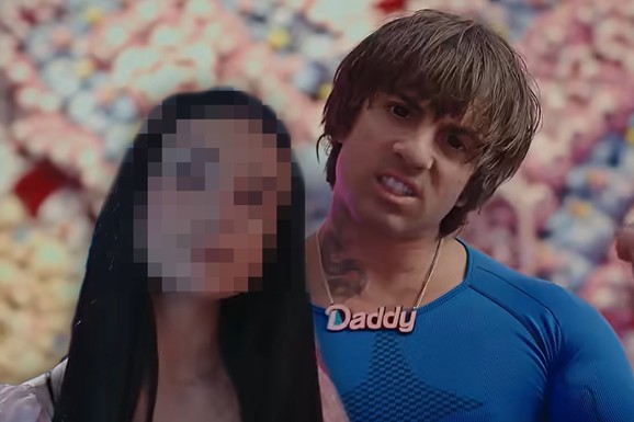 STRAVIČNO! Maloletnica imala DOZVOLU RODITELJA da snima bizarne scene sa influenserom koji POZIVA NA PEDOFILIJU: Da li mogu da odgovaraju?