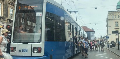 Tłok i ścisk w tramwajach. Zmian w rozkładach nie będzie!