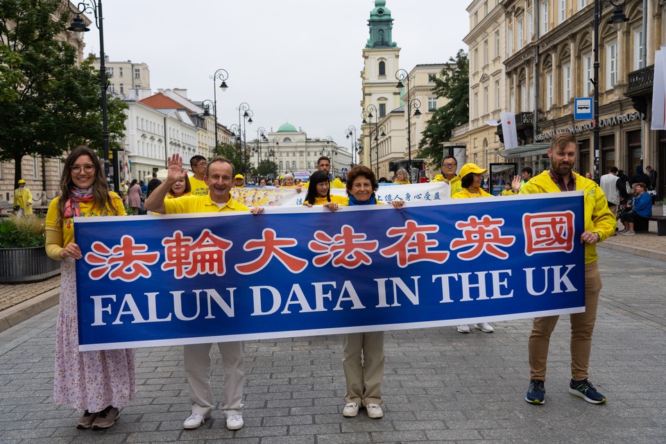 Marsz Falun Gong w Warszawie