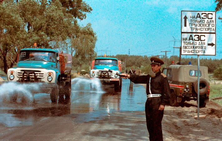 Chernobyl traffic control in Ukraine, 1986