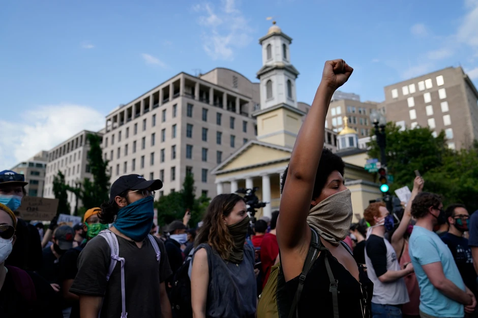 Građani Amerike na ulicama zbog ubistva Džordža Flojda