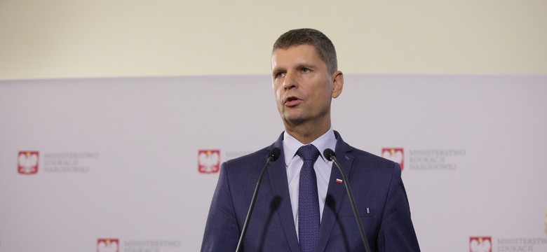 Piontkowski: Po feriach do szkół powinny wrócić najpierw najmłodsze dzieci